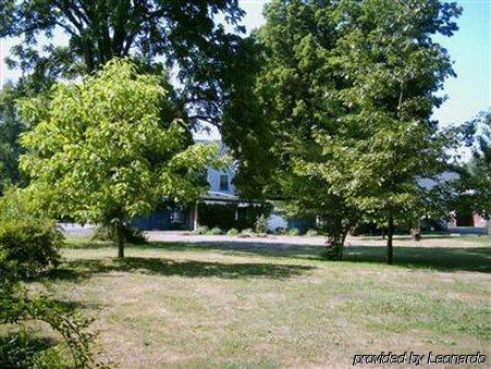 Four Creeks Bed & Breakfast Girard Экстерьер фото